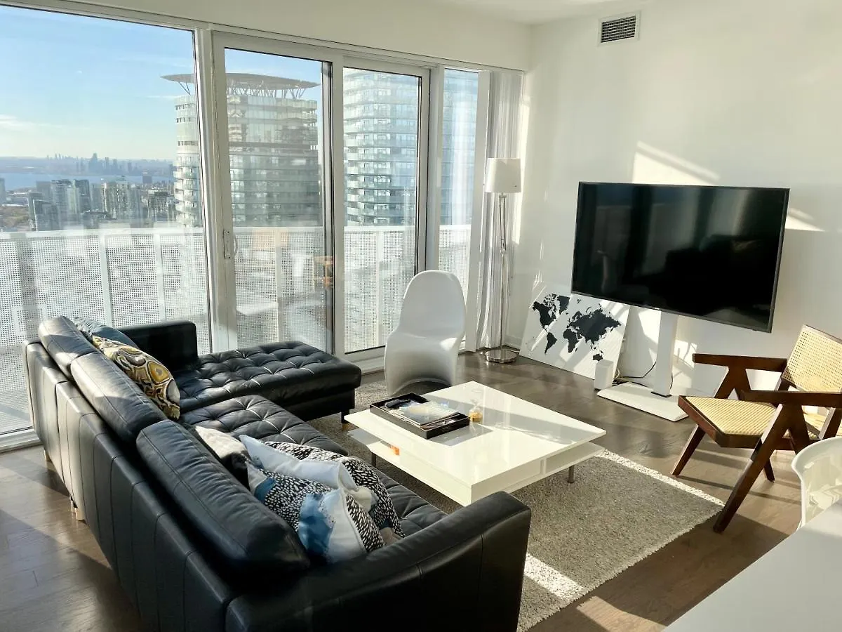 Presidential Suite Heart Of Downtown With Stunning View Toronto