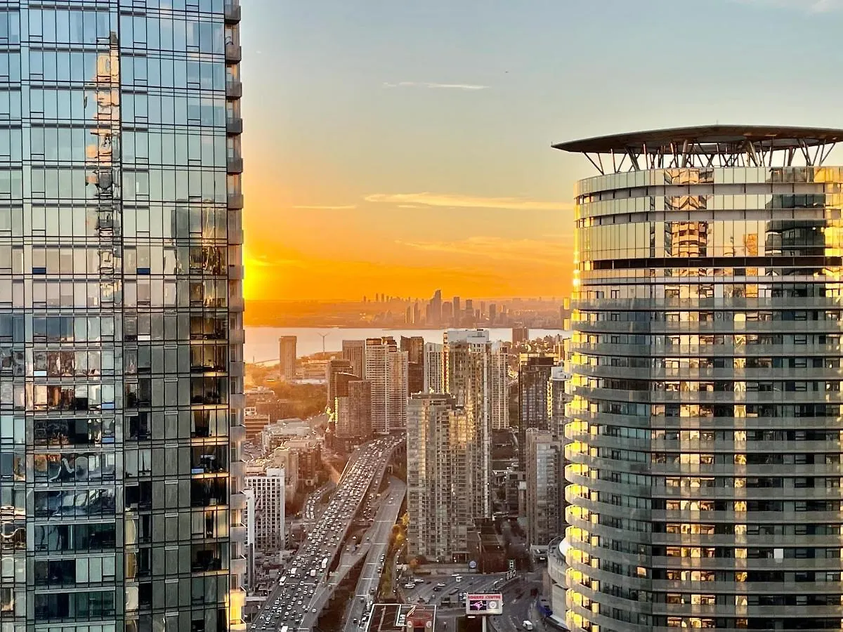 Presidential Suite Heart Of Downtown With Stunning View Toronto Canada