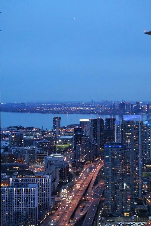 Presidential Suite Heart Of Downtown With Stunning View Toronto