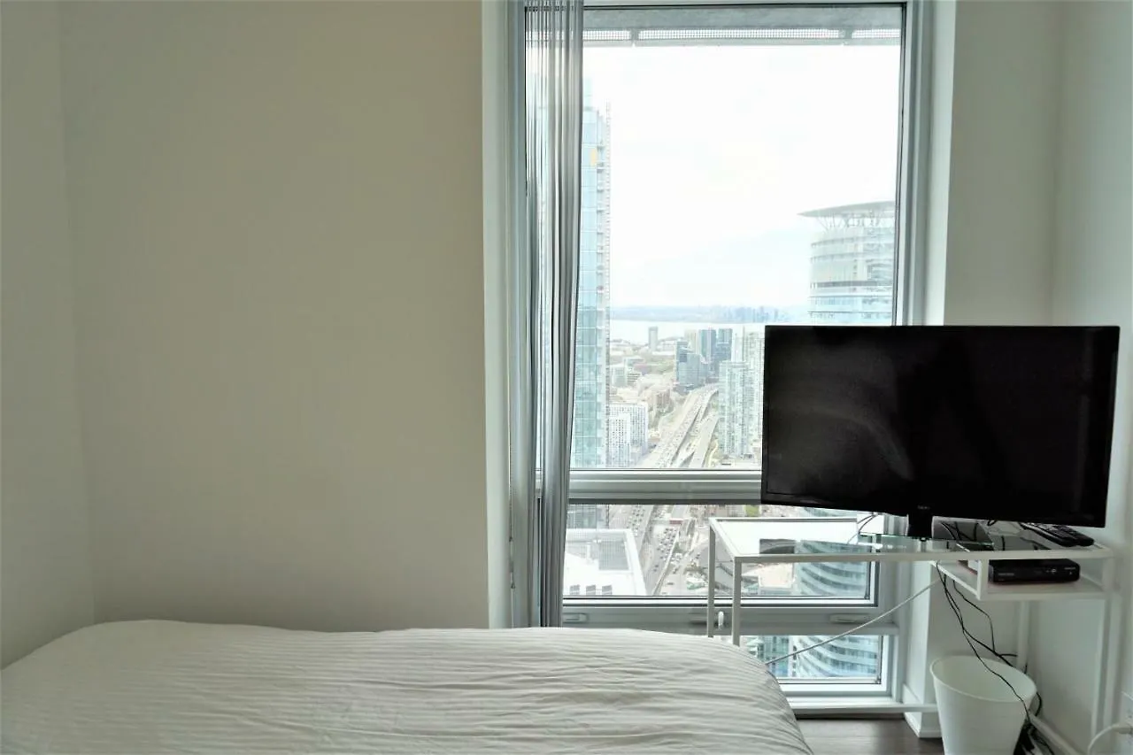 Apartment Presidential Suite Heart Of Downtown With Stunning View Toronto